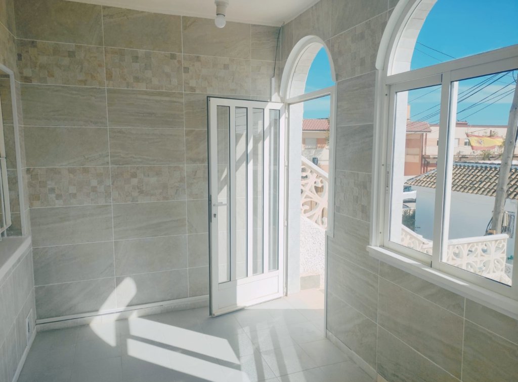 Sale - Apartment - Los Alcázares