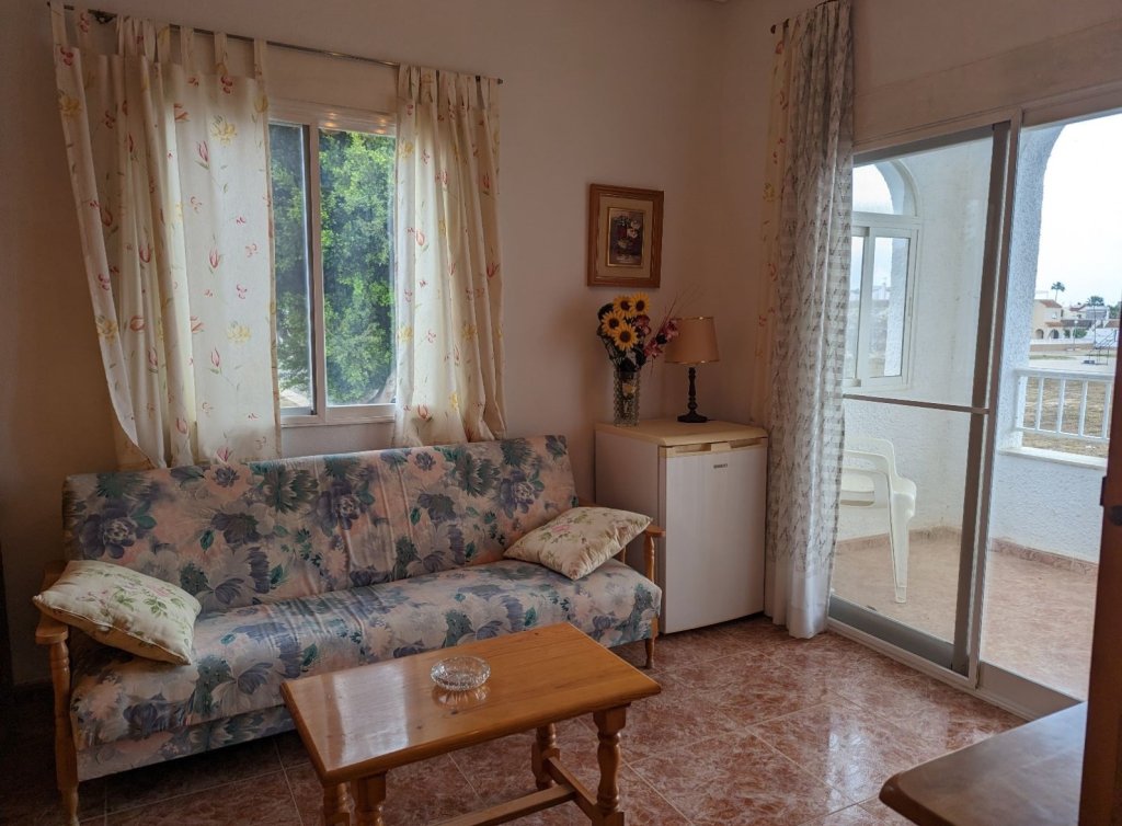 Sale - Apartment - Los Alcázares
