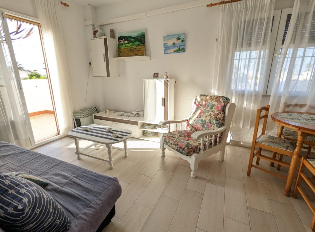 Sale - Apartment - Los Alcázares