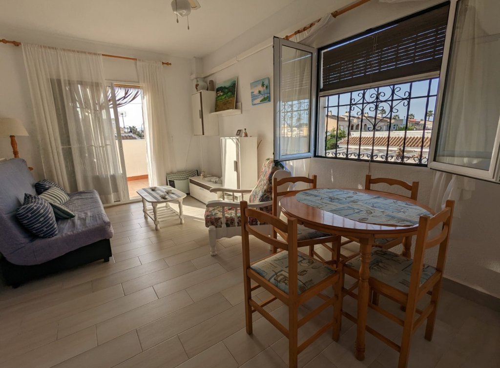 Sale - Apartment - Los Alcázares