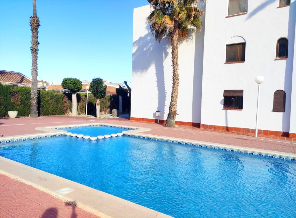 Sale - Apartment - Los Alcázares