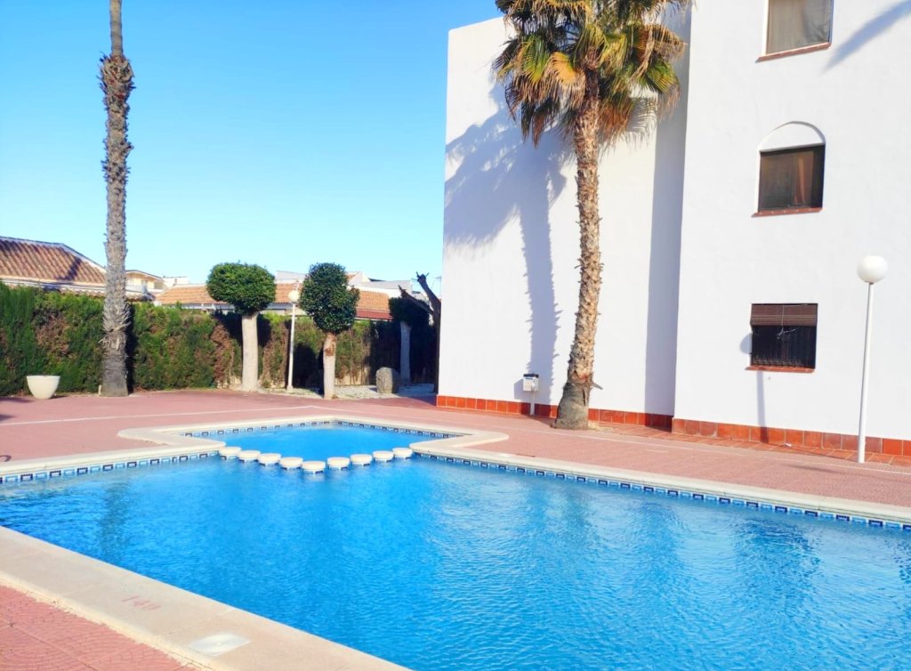 Sale - Apartment - Los Alcázares