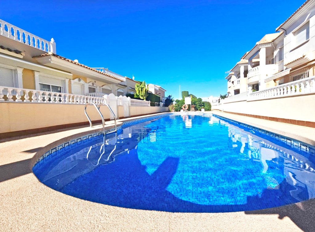 Sale - Apartment - Los Alcázares