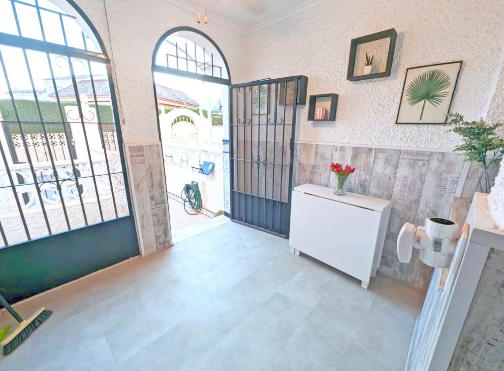 Sale - Apartment - Los Alcázares