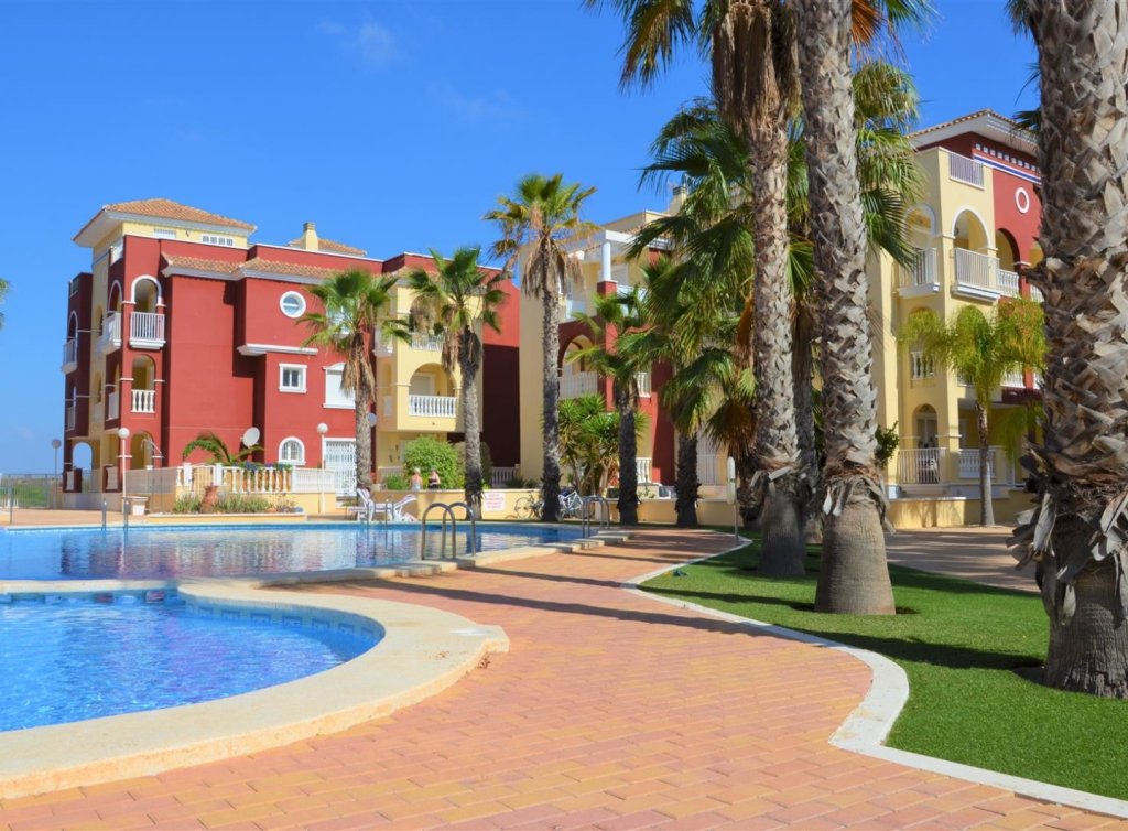 Sale - Apartment - Los Alcázares