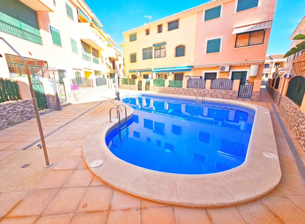 Sale - Apartment - Los Alcázares