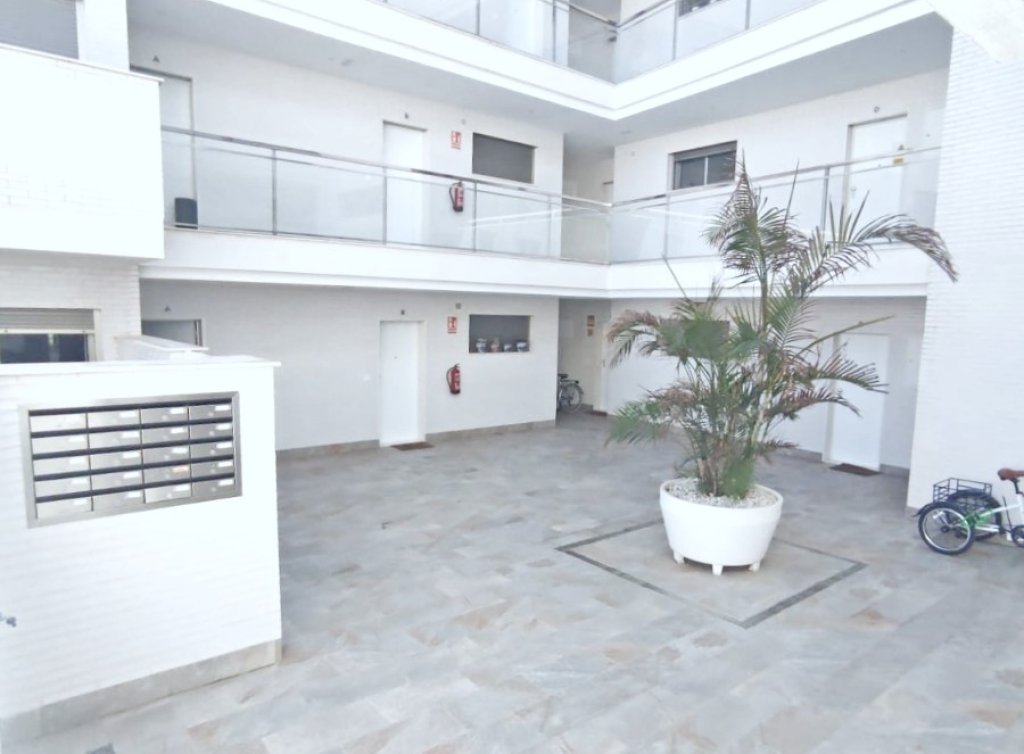 Sale - Apartment - Los Alcázares