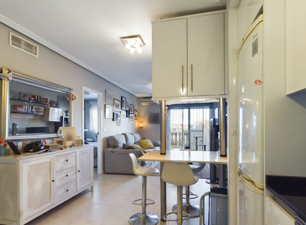 Sale - Apartment - Los Alcázares