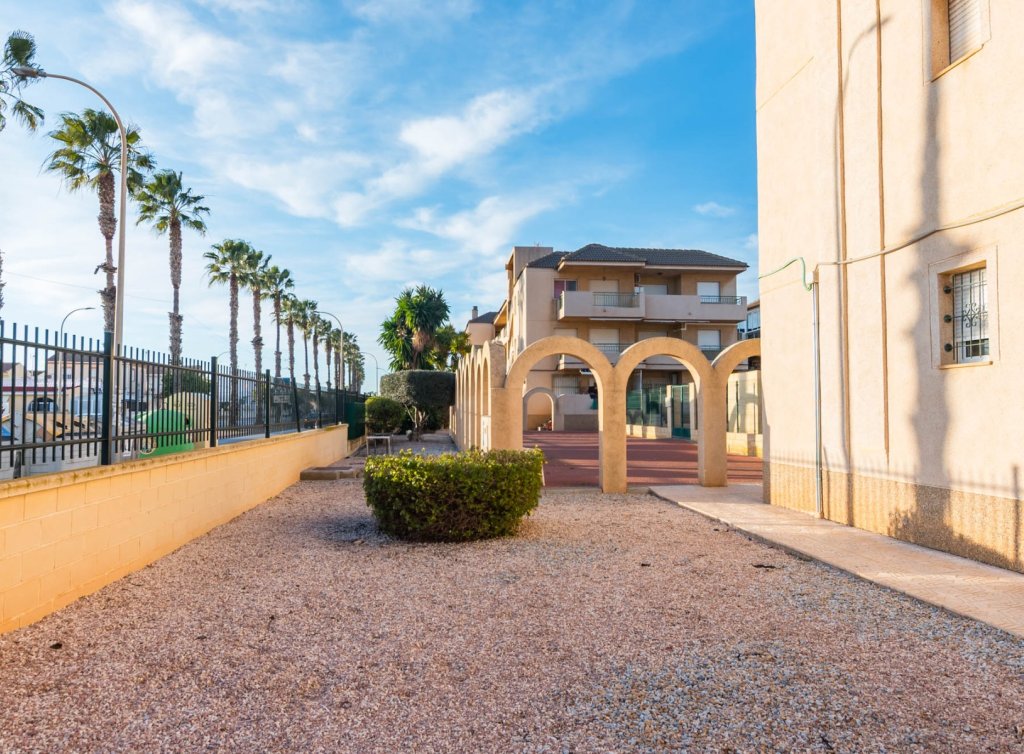 Sale - Apartment - Los Alcázares