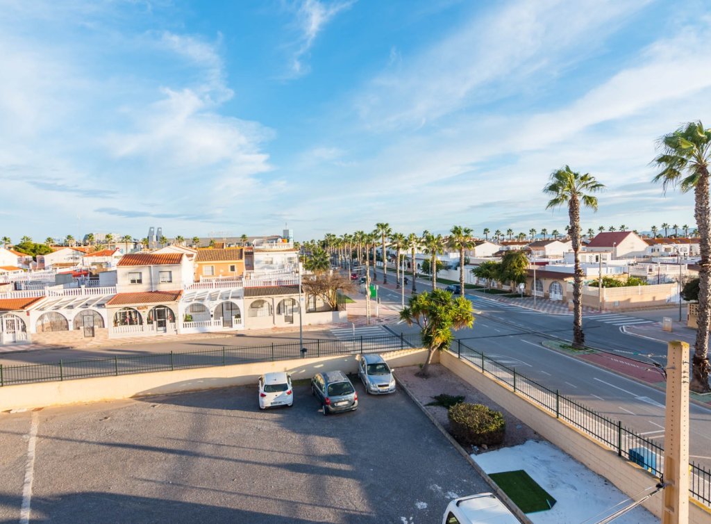 Sale - Apartment - Los Alcázares