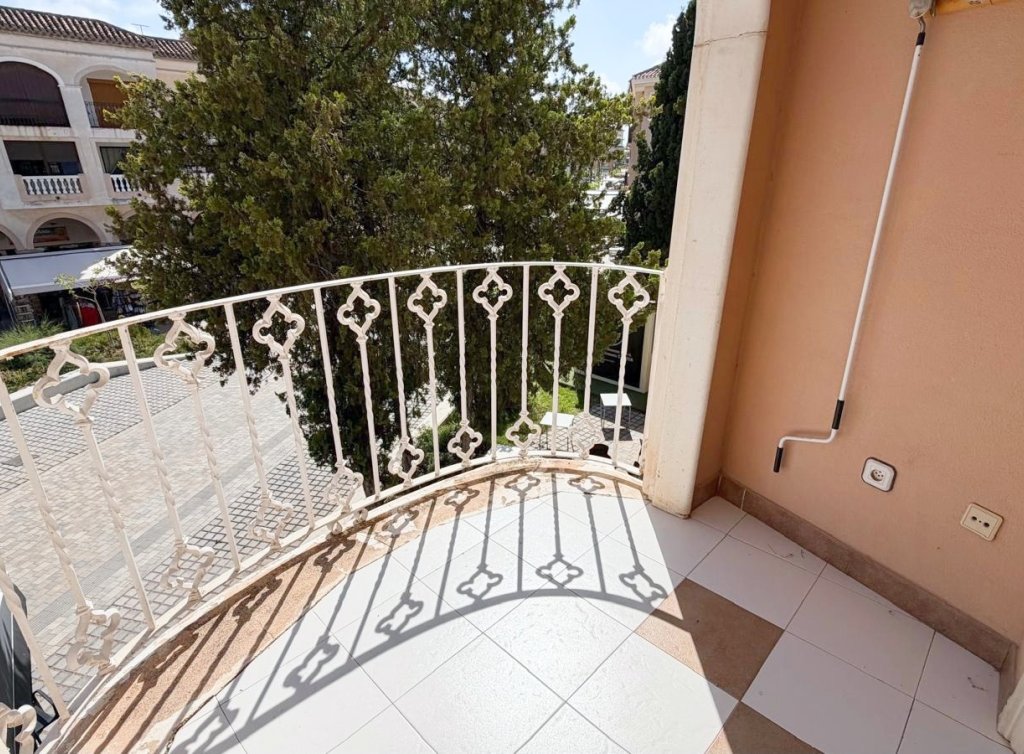 Sale - Apartment - Los Alcázares