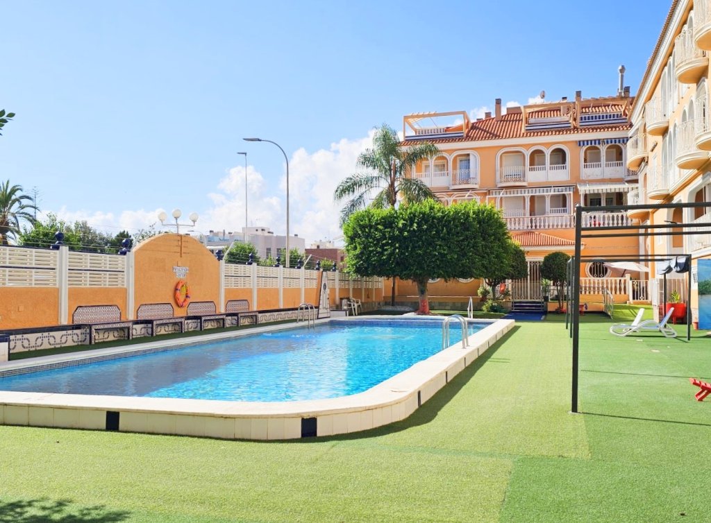Sale - Apartment - Los Alcázares