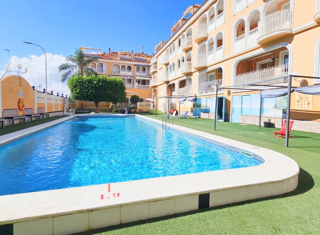 Sale - Apartment - Los Alcázares