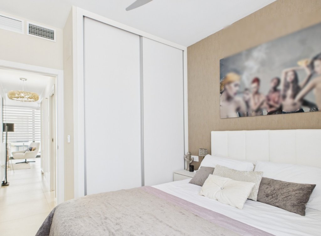 Sale - Apartment - Mar de Cristal