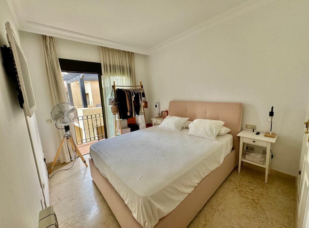 Sale - Apartment - Roda