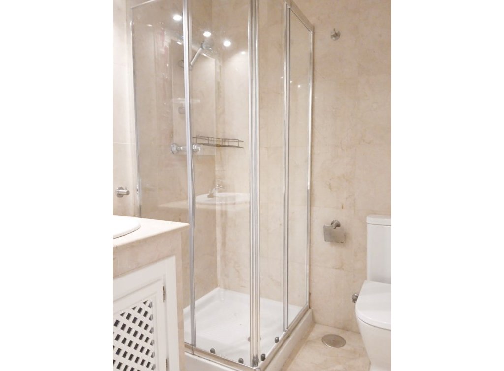 Sale - Apartment - Roda