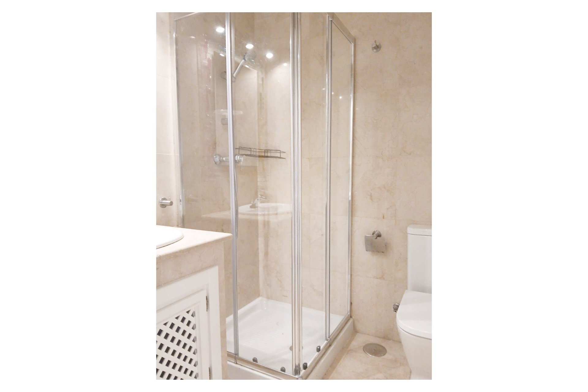 Sale - Apartment - Roda