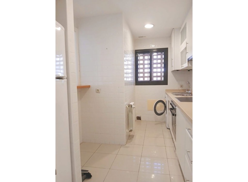 Sale - Apartment - Roda
