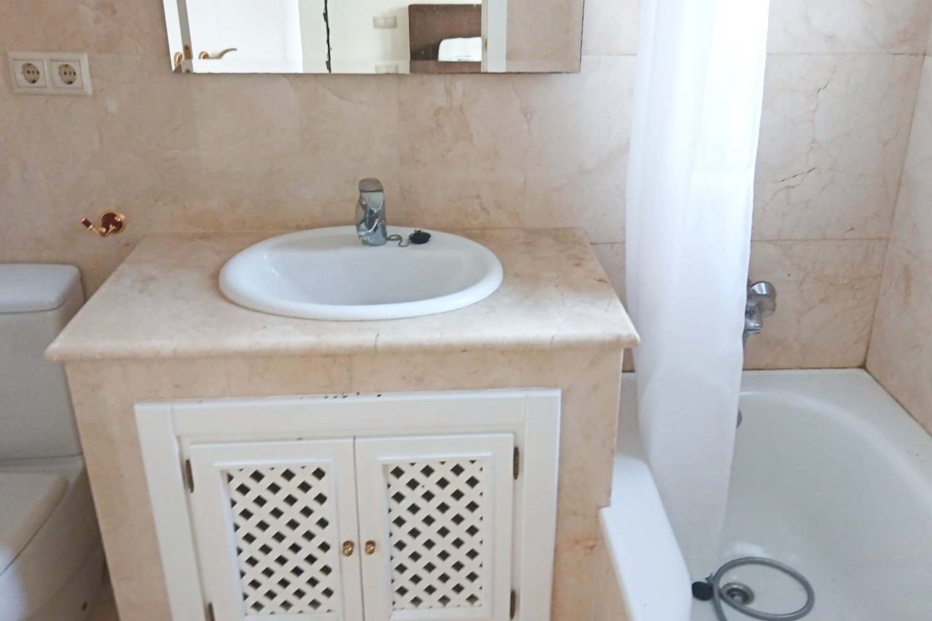 Sale - Apartment - Roda