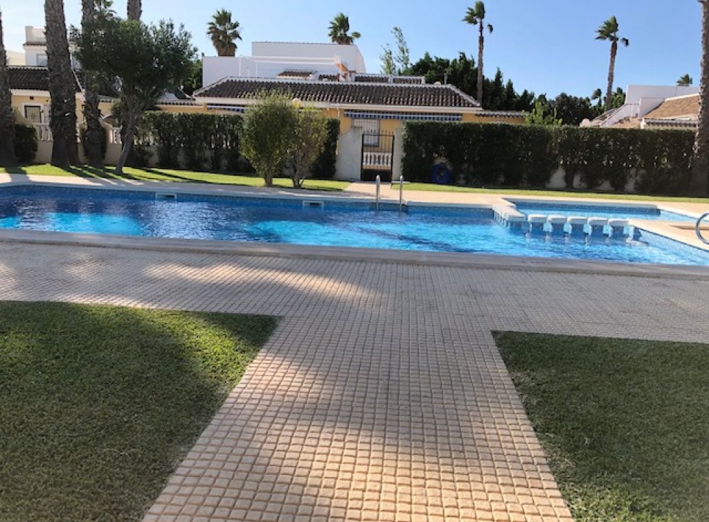 Sale - Bungalow - Los Alcázares - Oasis
