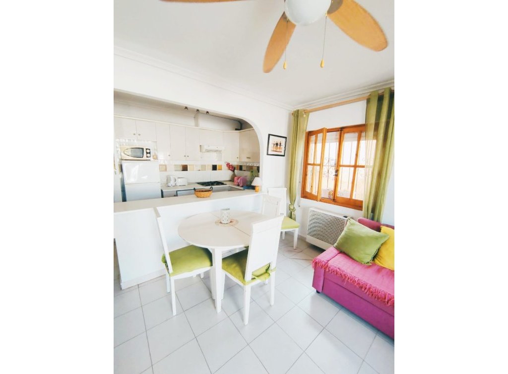 Sale - Bungalow - Los Alcázares - Oasis