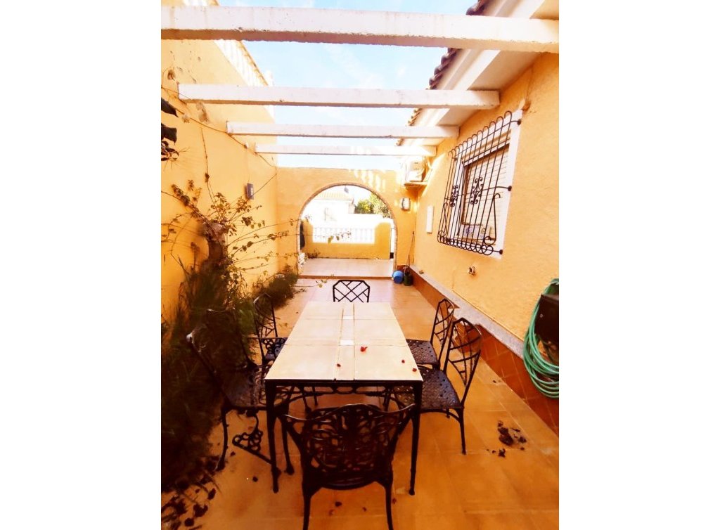 Sale - Bungalow - Los Alcázares - Oasis
