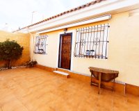 Sale - Bungalow - Los Alcázares - Oasis