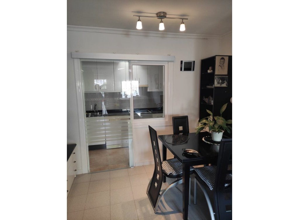 Sale - Bungalow - Los Alcázares