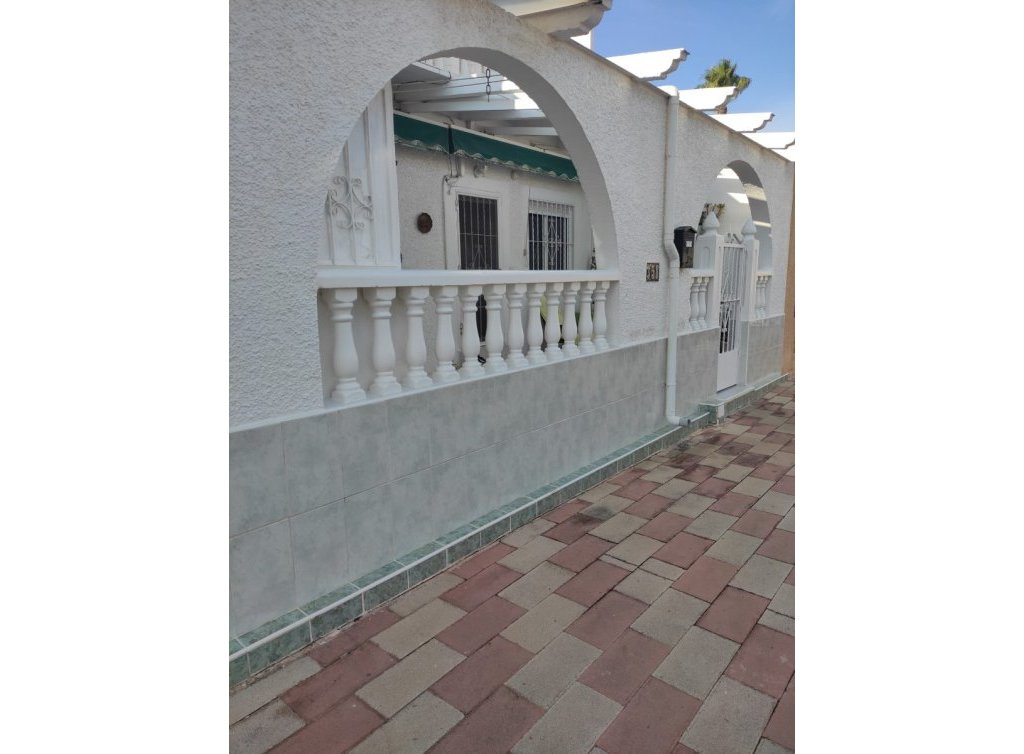 Sale - Bungalow - Los Alcázares