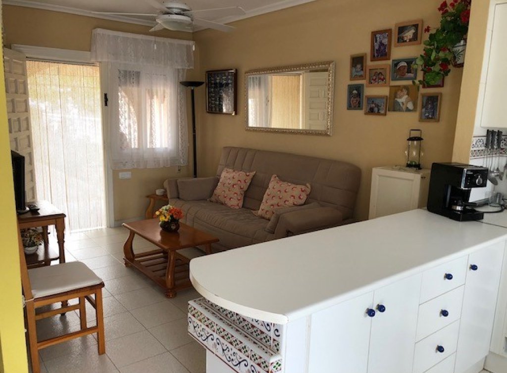 Sale - Bungalow - Los Alcázares