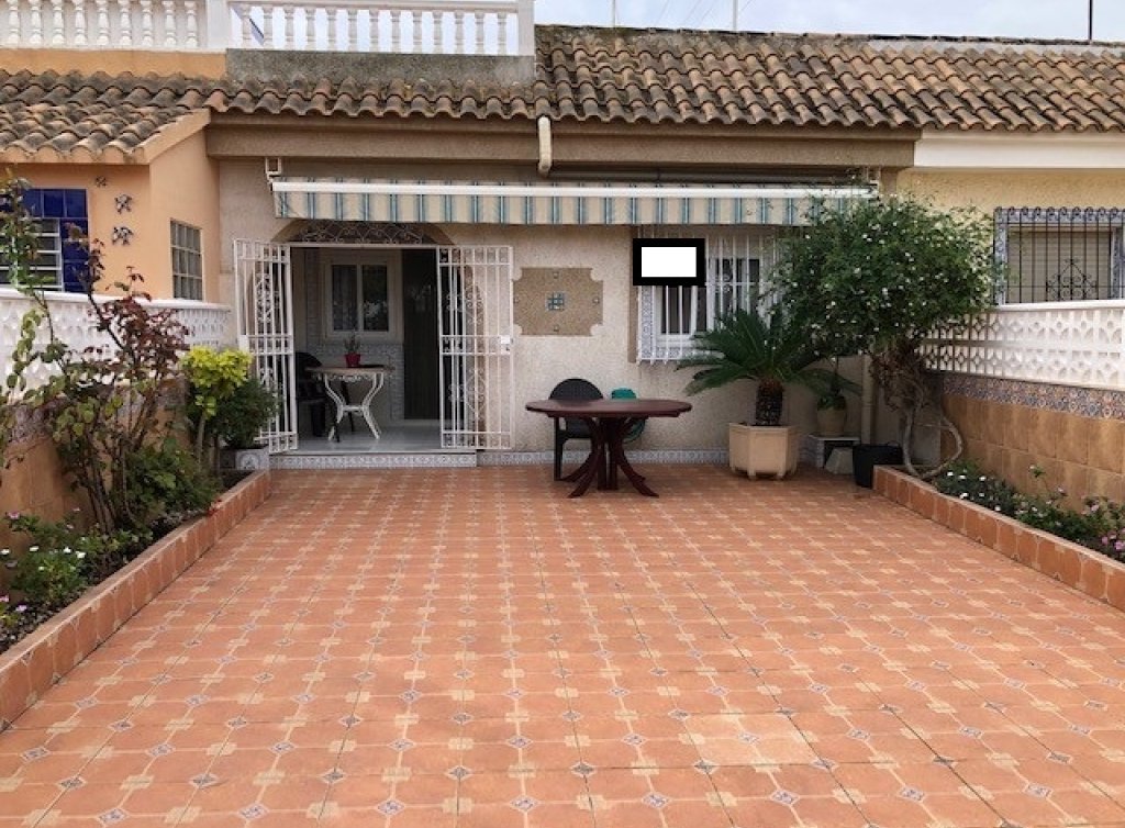 Sale - Bungalow - Los Alcázares
