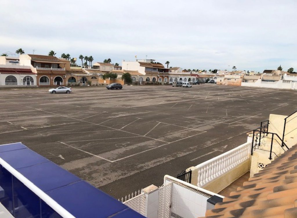 Sale - Bungalow - Los Alcázares