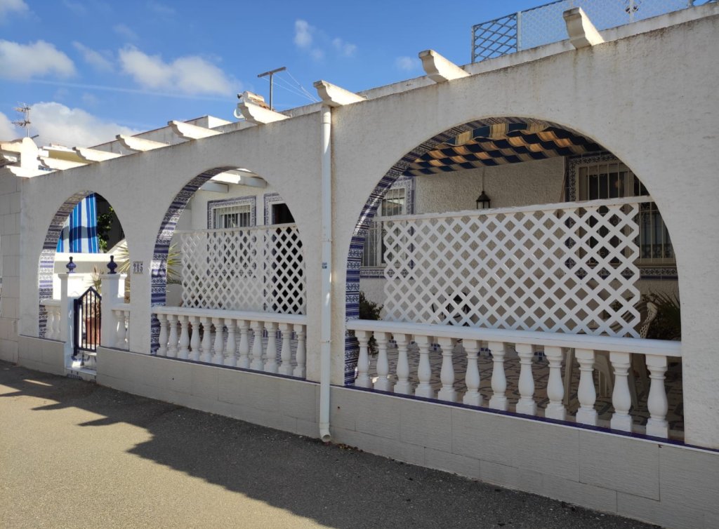 Sale - Bungalow - Los Alcázares