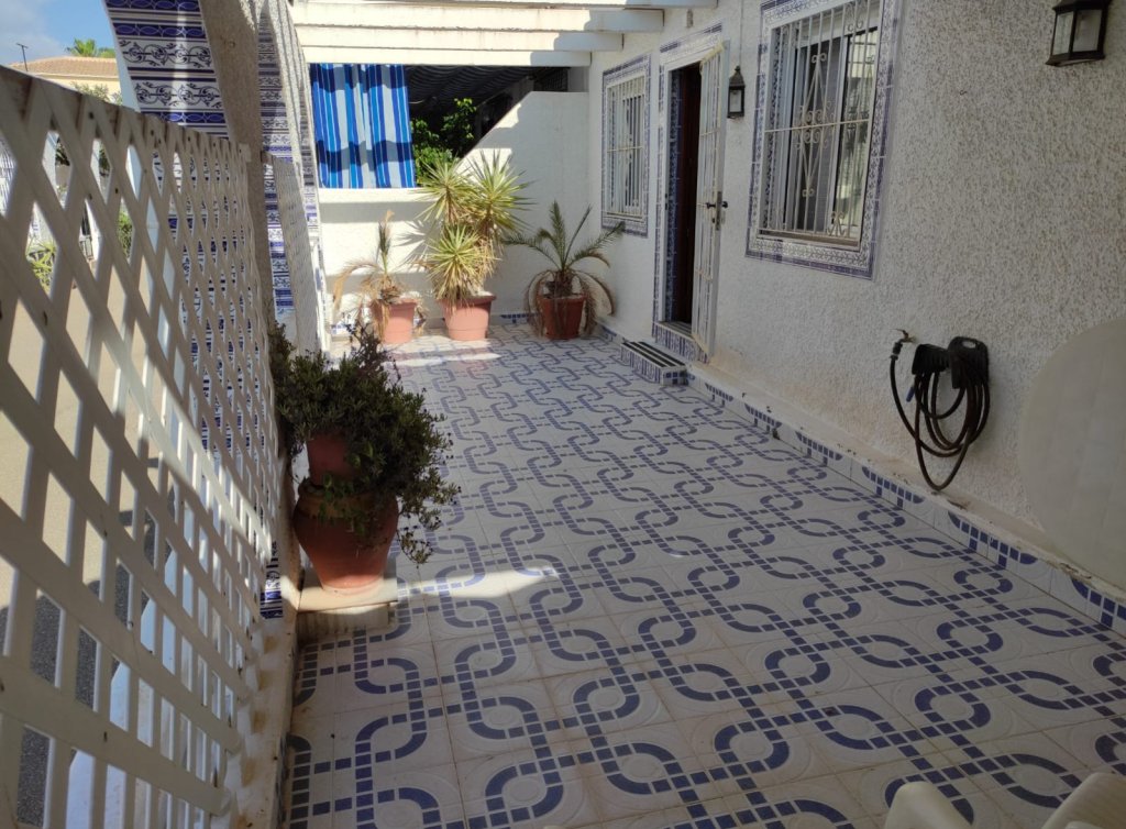 Sale - Bungalow - Los Alcázares