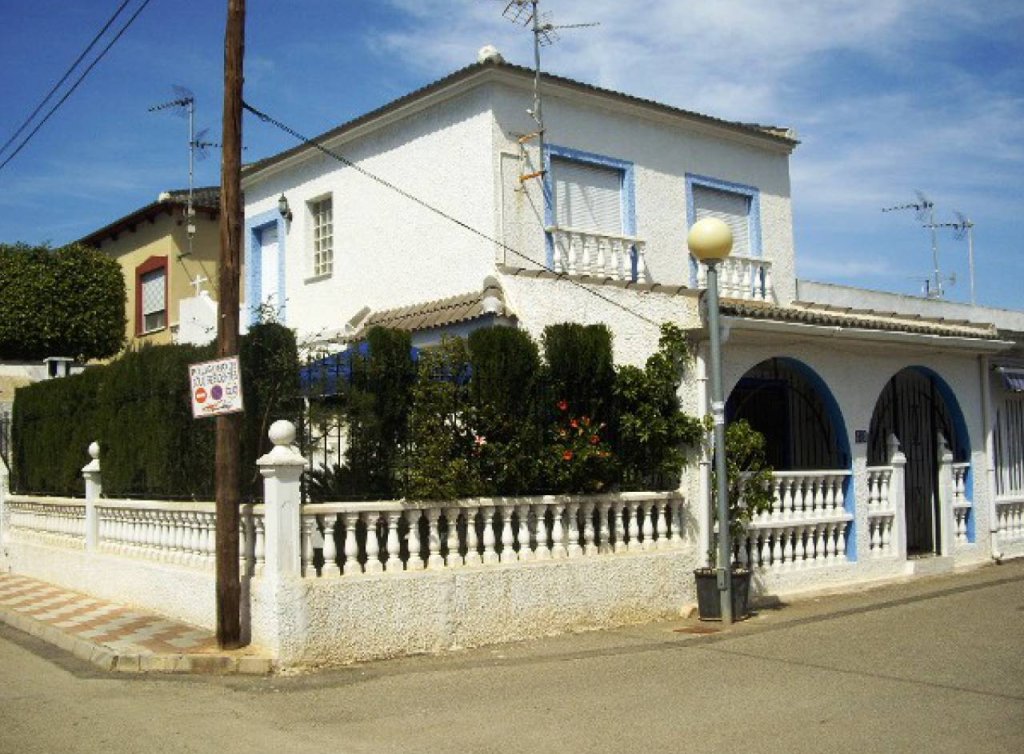 Sale - Bungalow - Los Alcázares