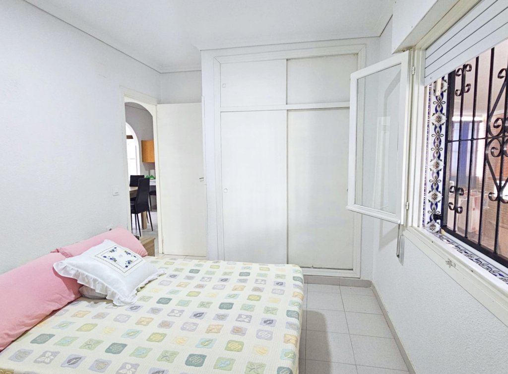 Sale - Bungalow - Los Alcázares