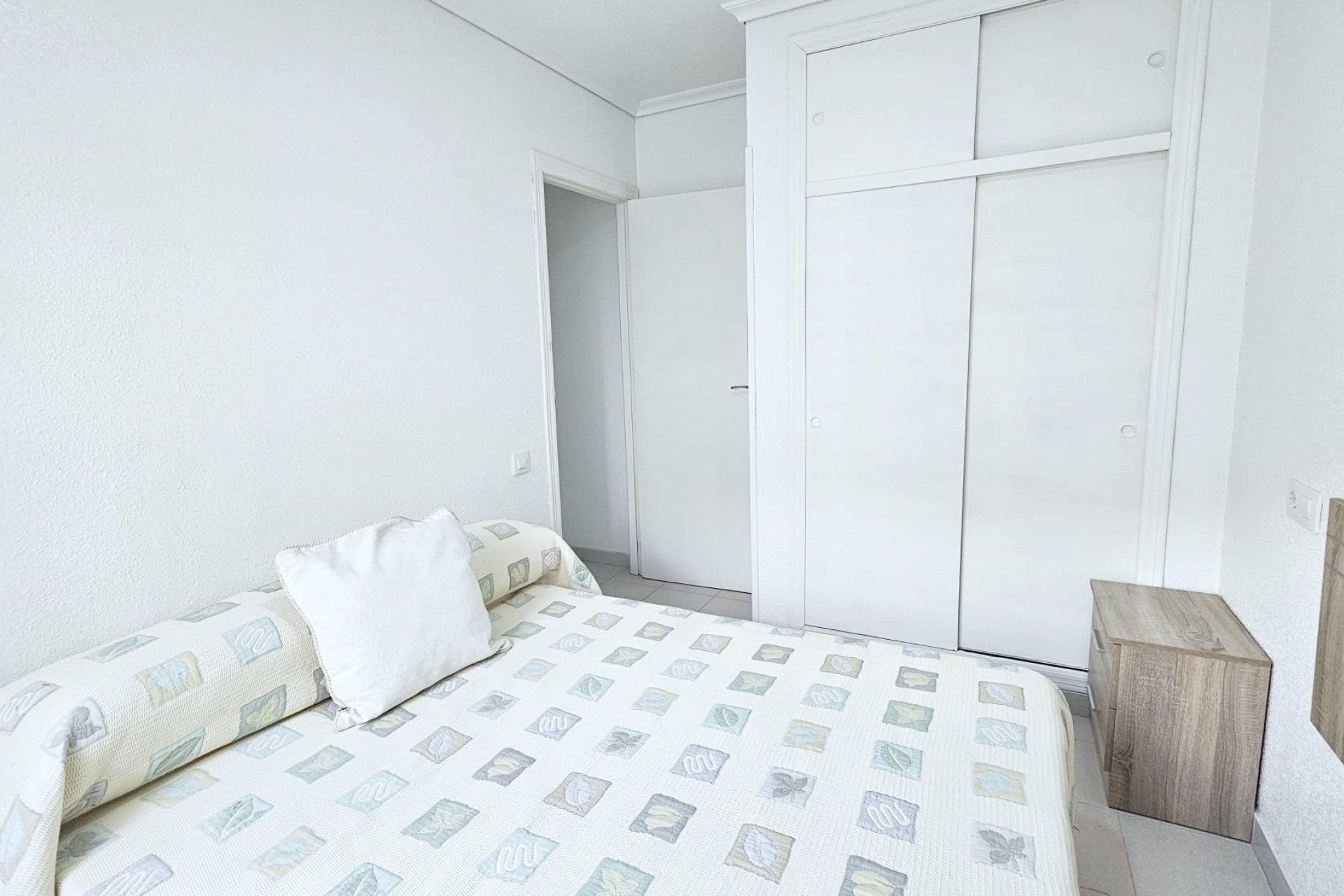Sale - Bungalow - Los Alcázares