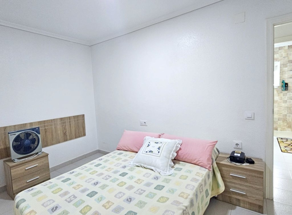 Sale - Bungalow - Los Alcázares
