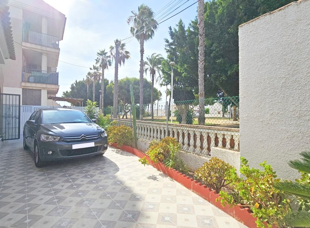 Sale - Bungalow - Los Alcázares