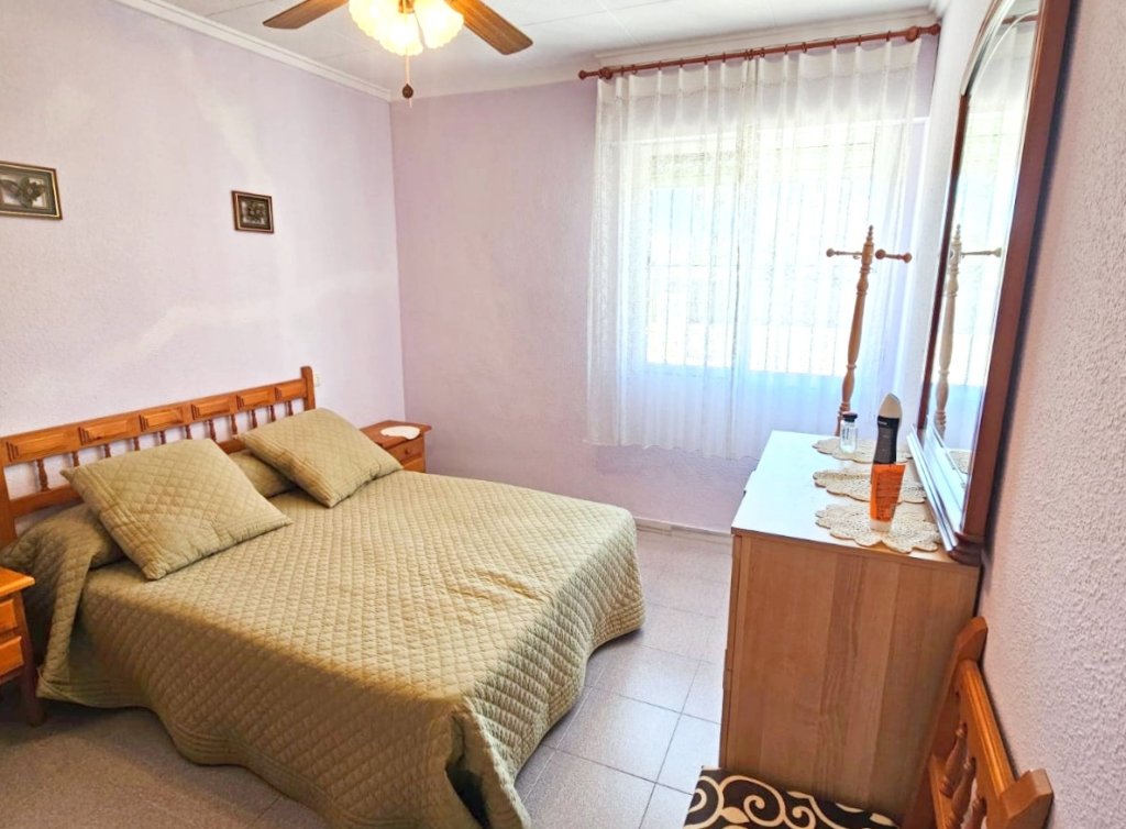 Sale - Bungalow - Los Alcázares