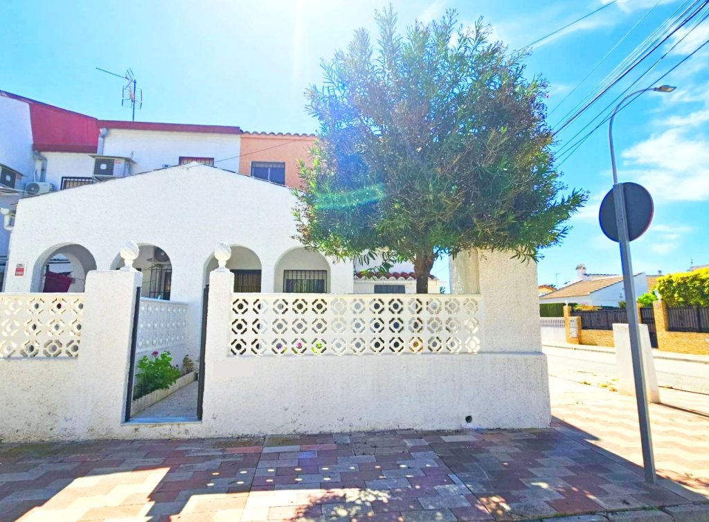 Sale - Bungalow - Los Alcázares