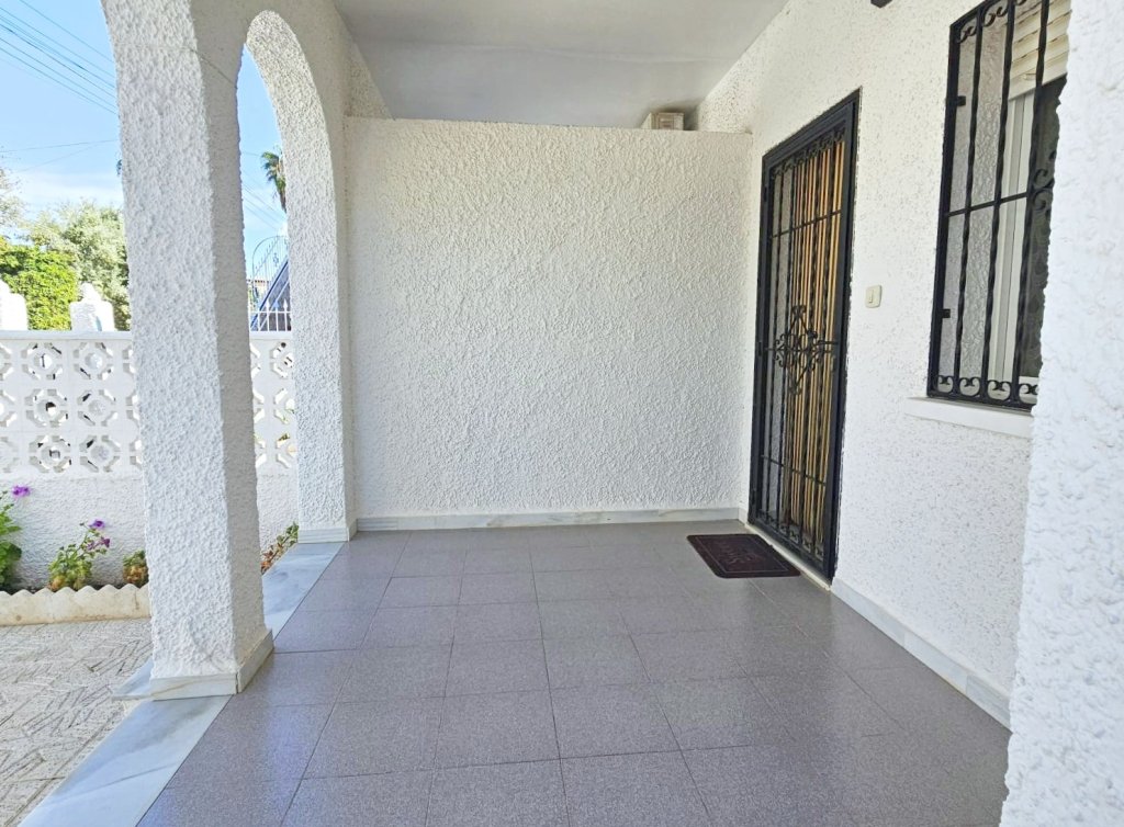 Sale - Bungalow - Los Alcázares