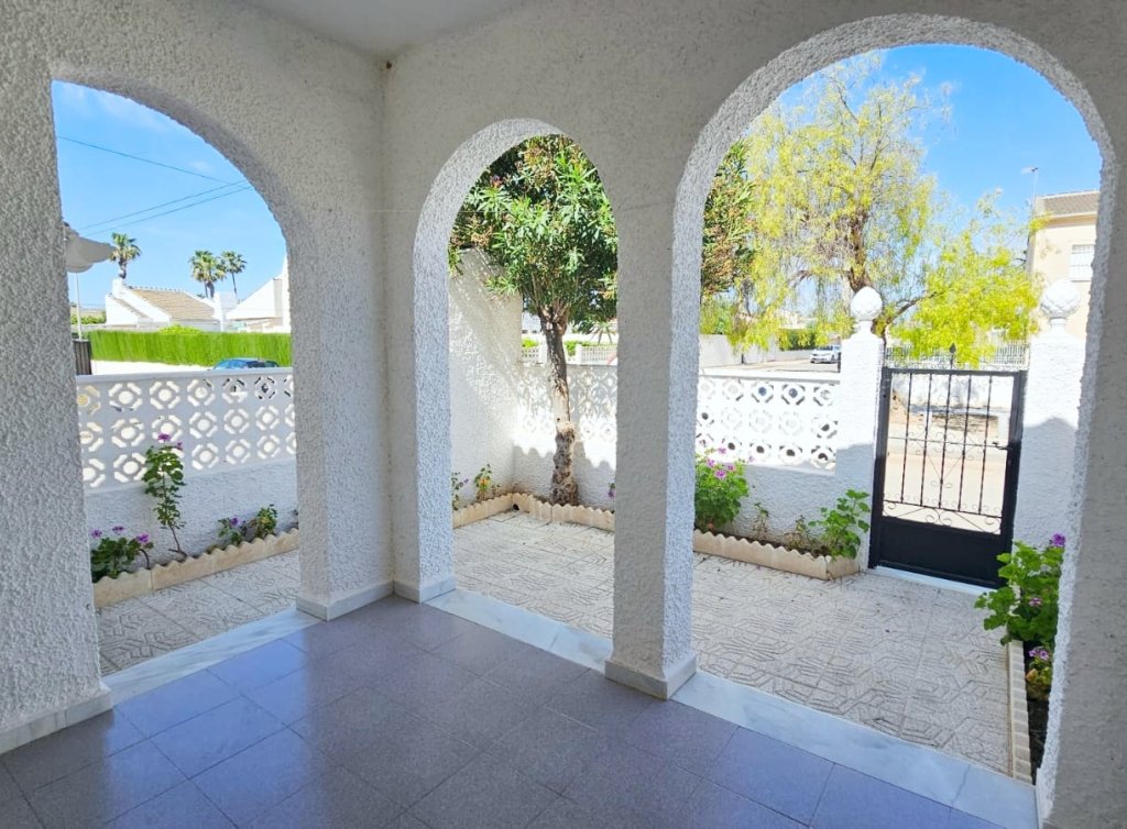 Sale - Bungalow - Los Alcázares