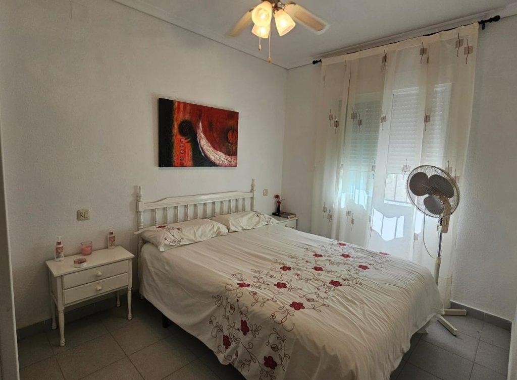 Sale - Bungalow - Los Alcázares
