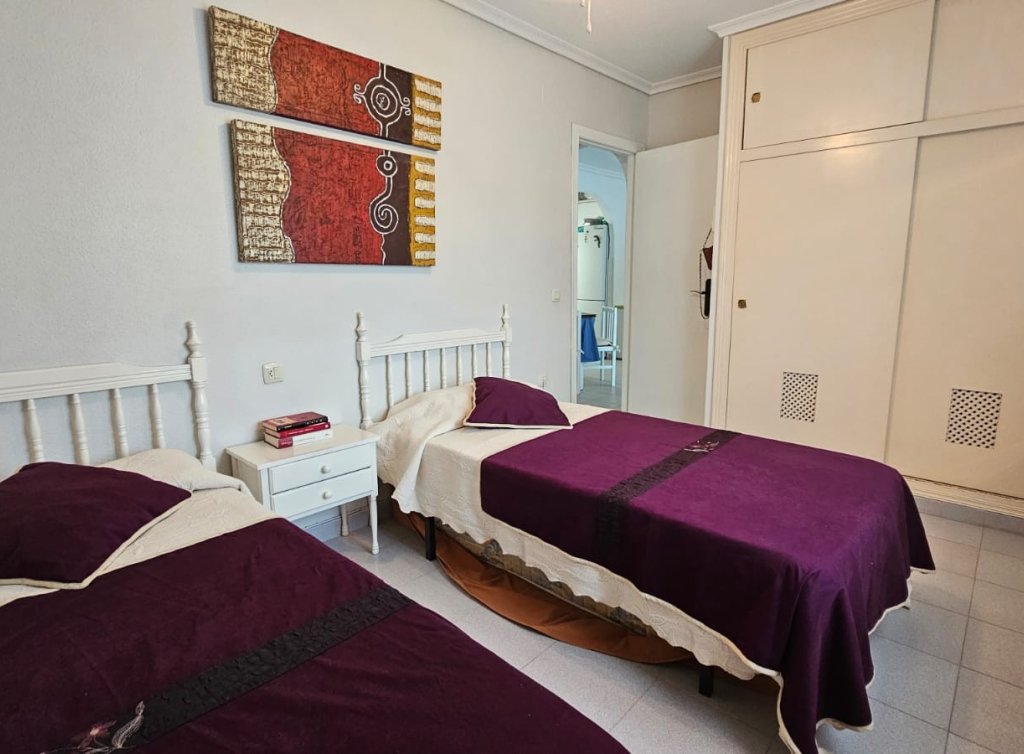 Sale - Bungalow - Los Alcázares