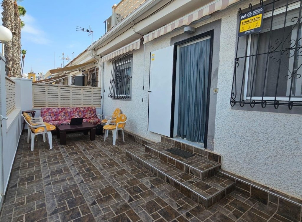 Sale - Bungalow - Los Alcázares