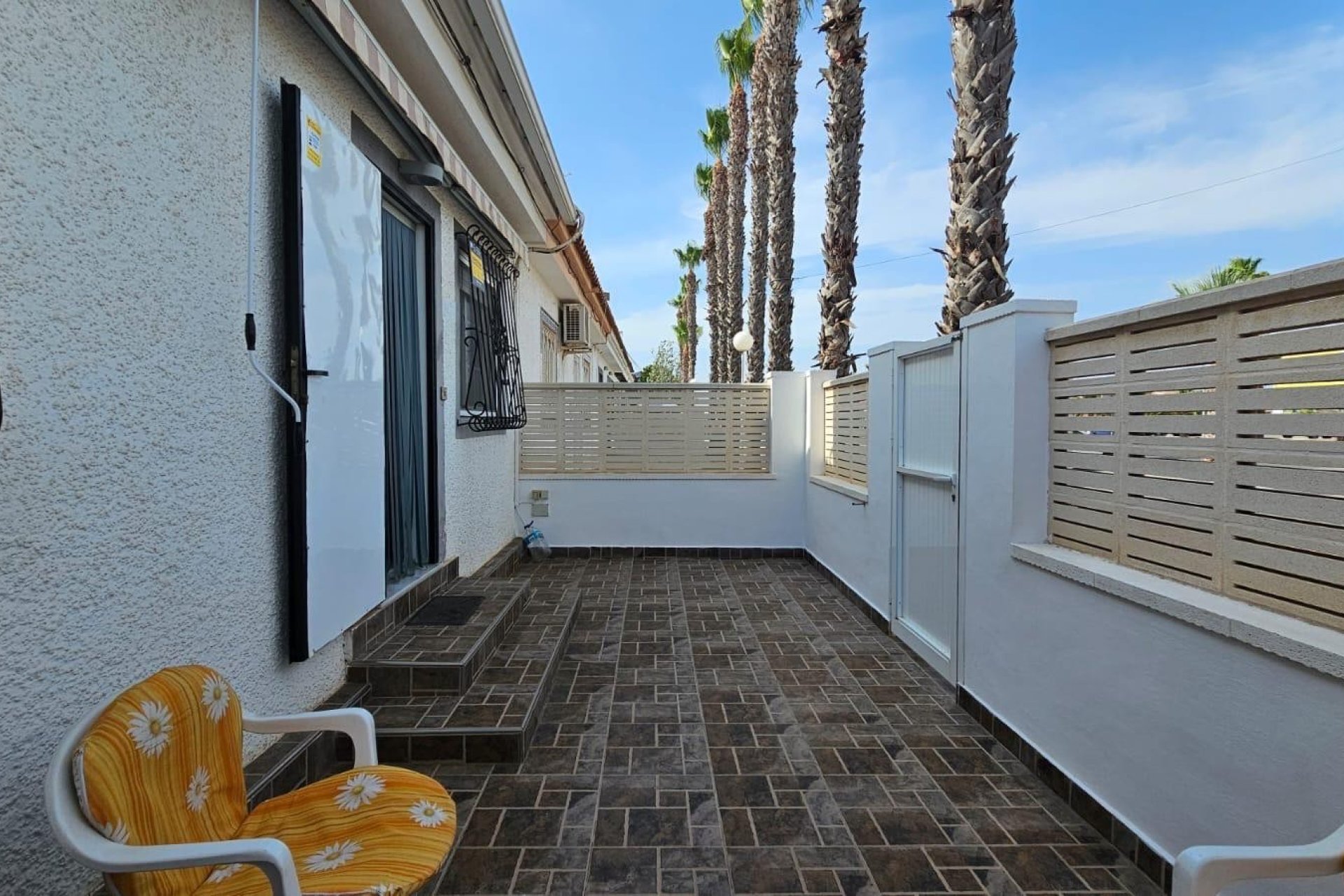 Sale - Bungalow - Los Alcázares