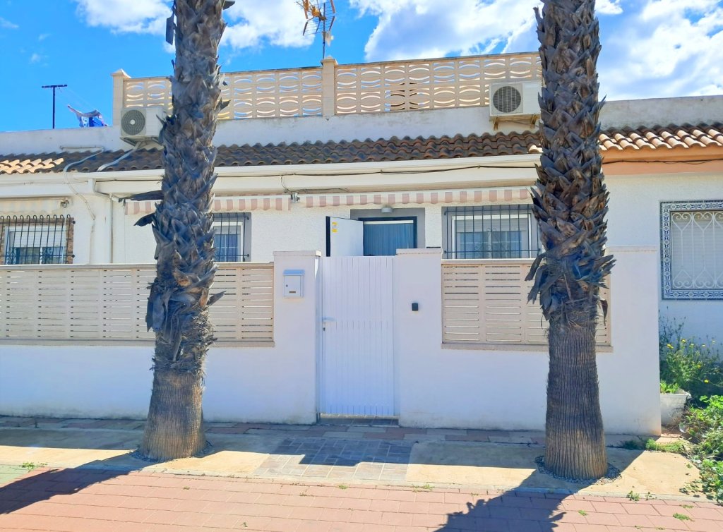 Sale - Bungalow - Los Alcázares