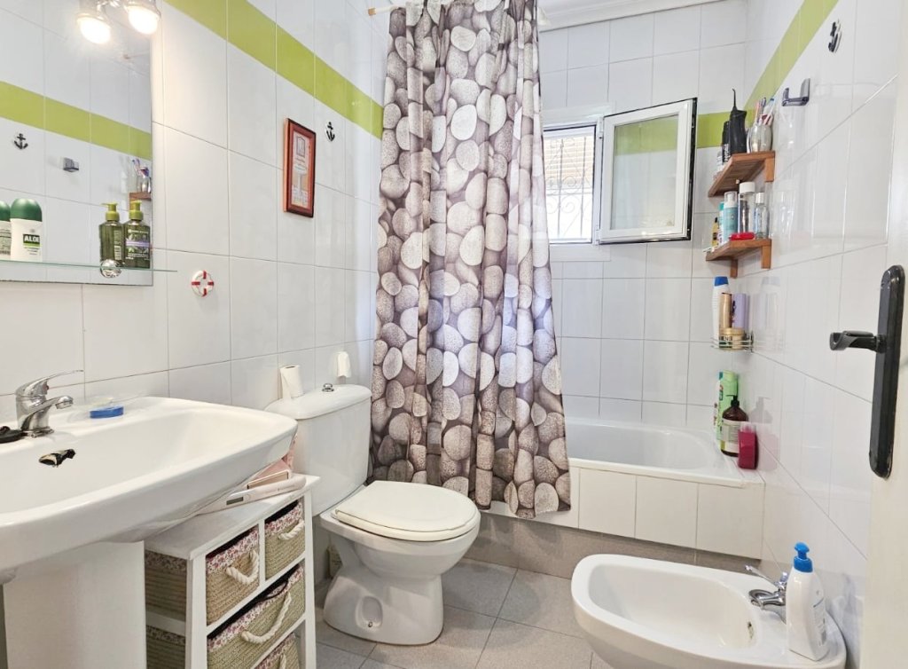 Sale - Bungalow - Los Alcázares