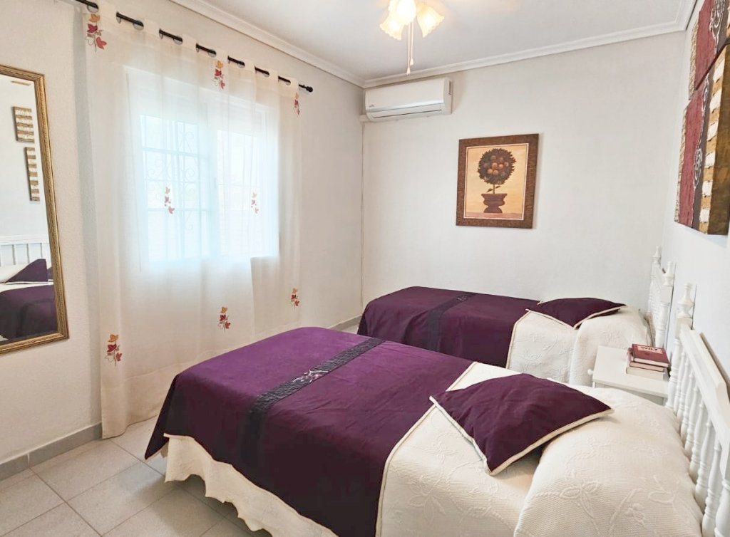 Sale - Bungalow - Los Alcázares